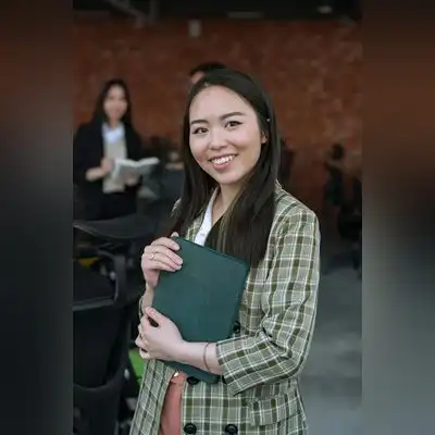 董羽宏